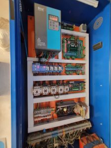 تبدیل تابلو دوسرعته آسانسور به درایودار